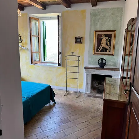 Tatil Evi Casa Del Falco Vetto